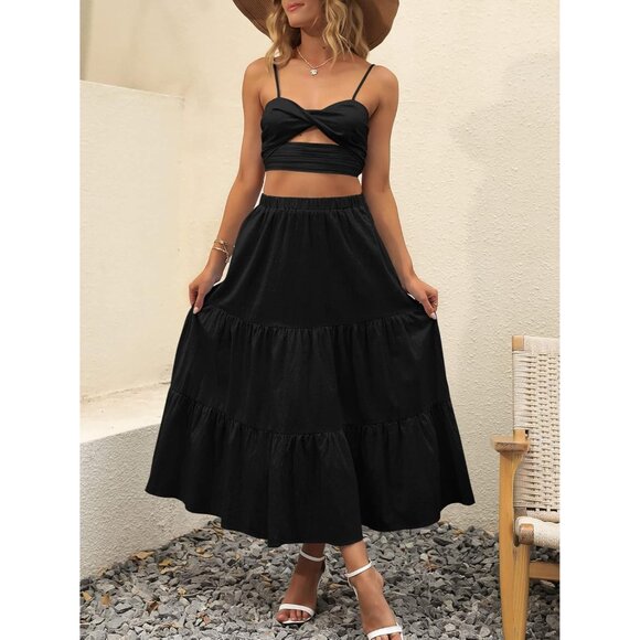 Women’s Flowy Tiered Maxi Skirt in Black - Perfect for Casual Summer Outings - Picture 4 of 6